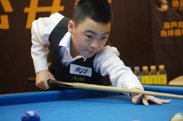 边锋内收打 边锋内收打