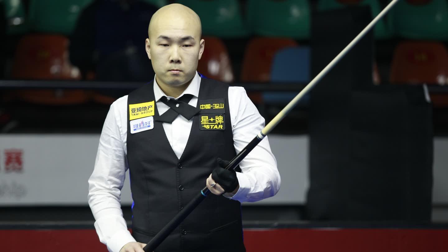 比与手递手 比与手递手